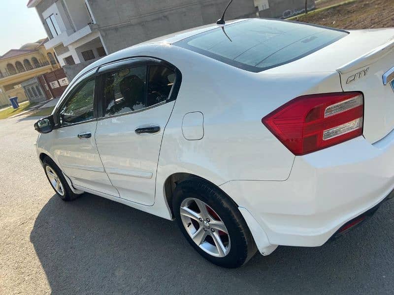 Honda City 2019 100% Total Original guarantee car in Multan 6