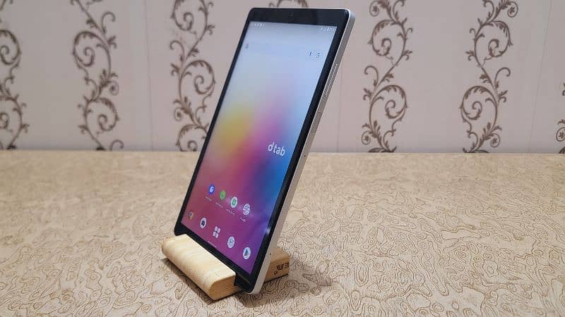 Docomo Tab Android | 8-inch | A+ Condition 2