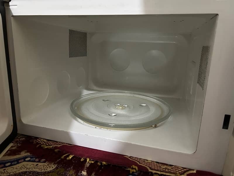 Dawlance microwave 2