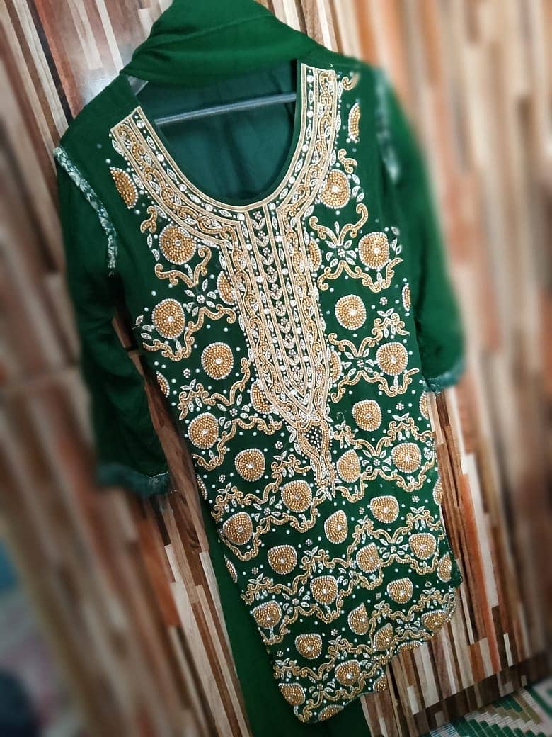 **Ready-to-Wear Georgette Suit for Wedding and Functions** 1