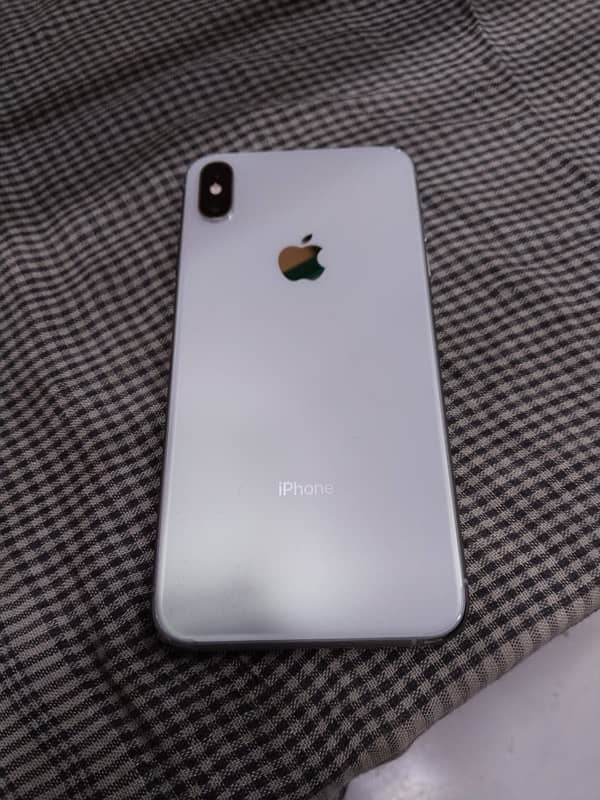 iphone xsmax 3