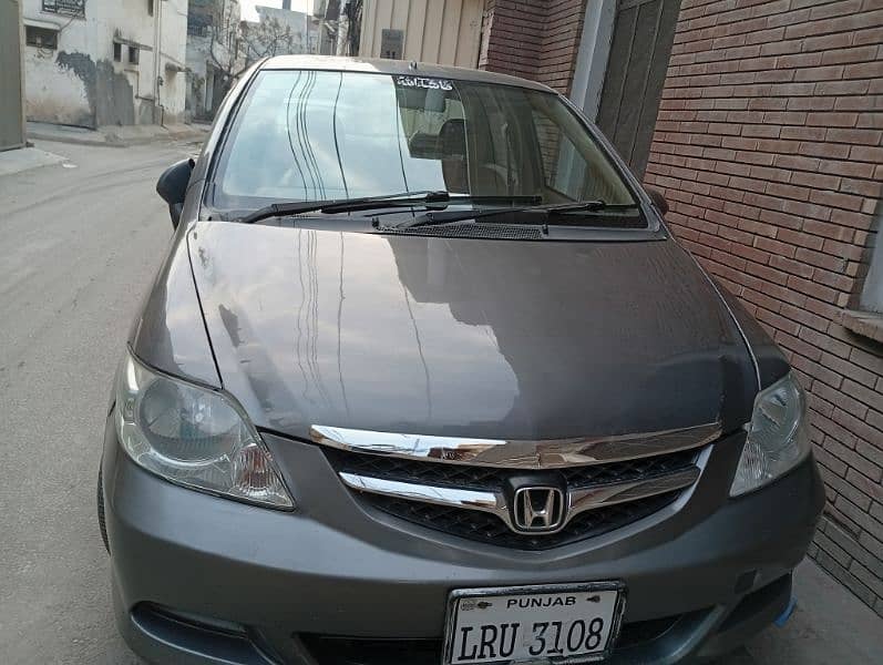 fully automatic Honda City Vario 2004 6