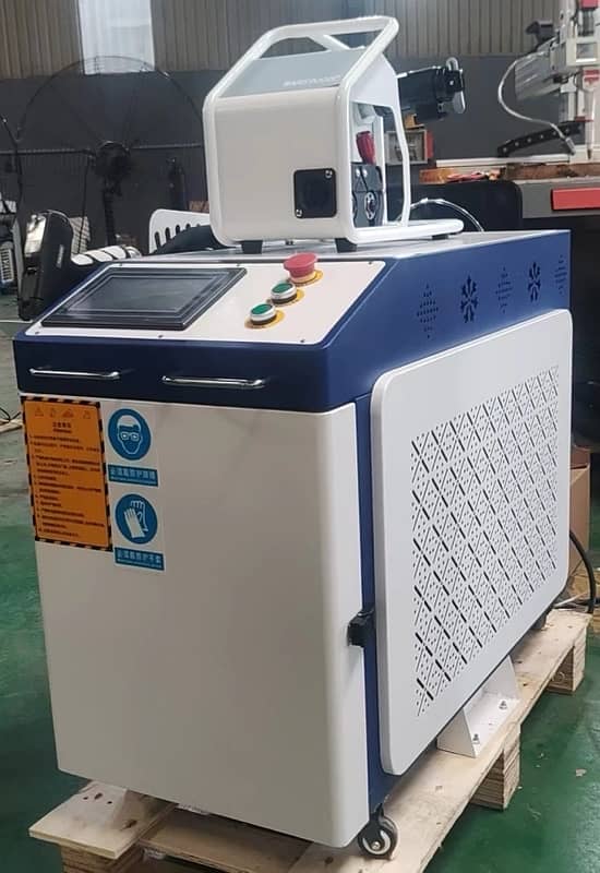 1.5KW 3IN1 LASER WELDING MACHINE 0