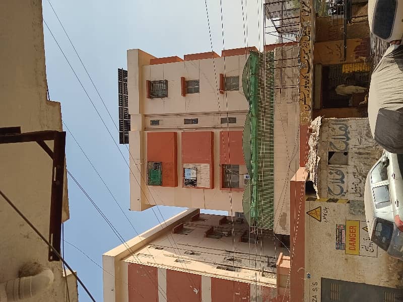 ABID PLAZA WELL MAINTAIN PROJECT 3 BED DD 1ST FLOOR ON MAIN RASHID MINHAS ROAD 5