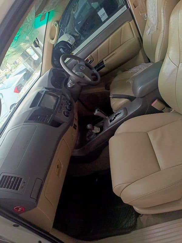 fortuner 2013 TOTAL GENIUN urgent sale 5