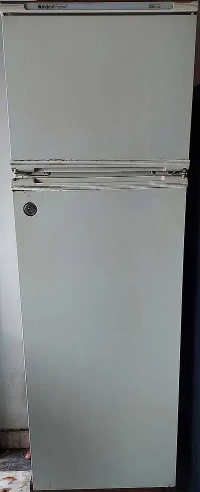 Indesit Refrigerator (Fridge) 0