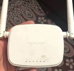 Tenda Router Wireless N300 Easy Setup Router