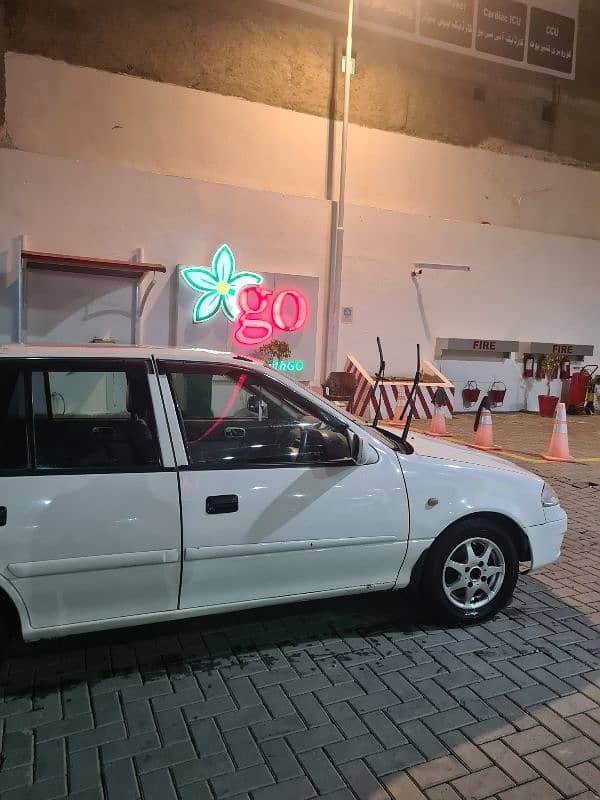 Suzuki Cultus 2017 3