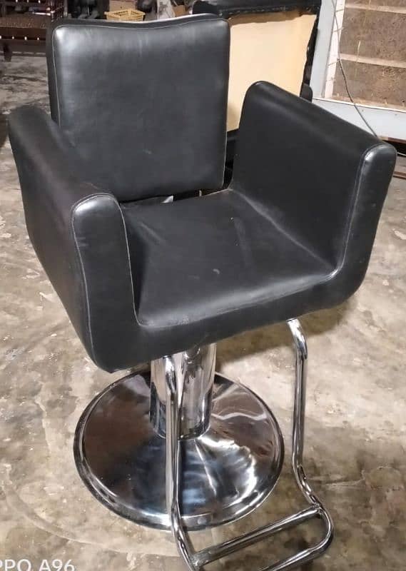 Saloon chairs | Beauty parlor chairs | shampoo unit | pedicure | 18