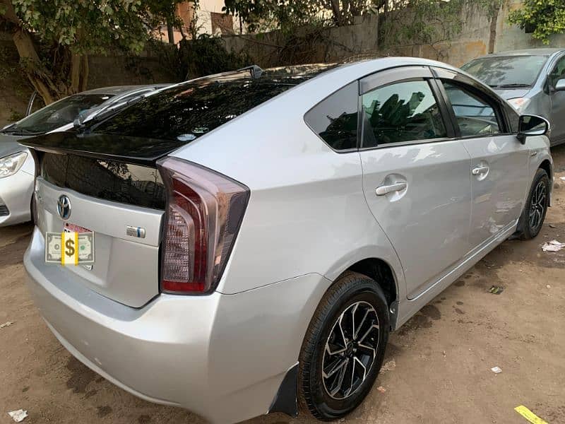 Toyota Prius 2015 0