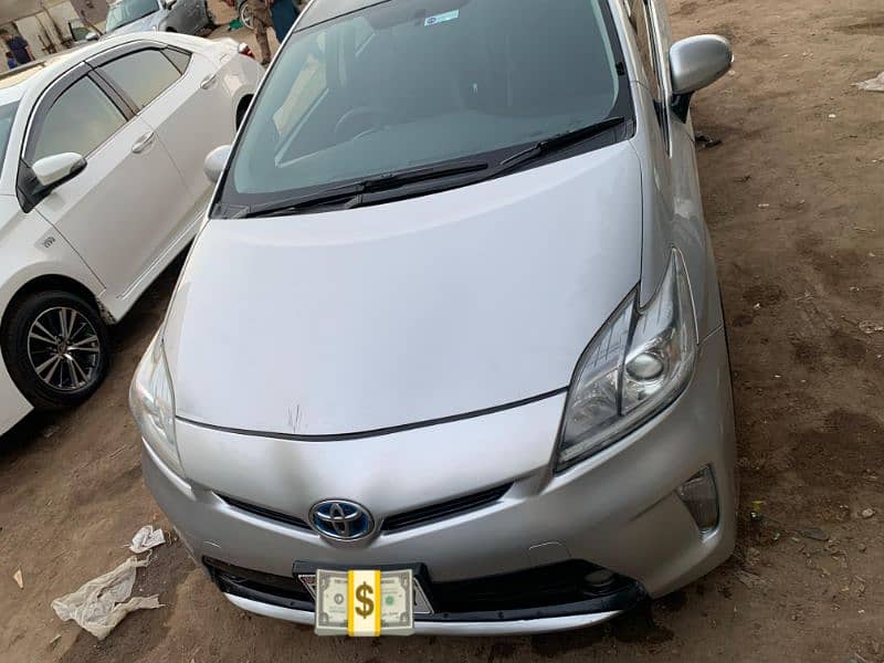 Toyota Prius 2015 5