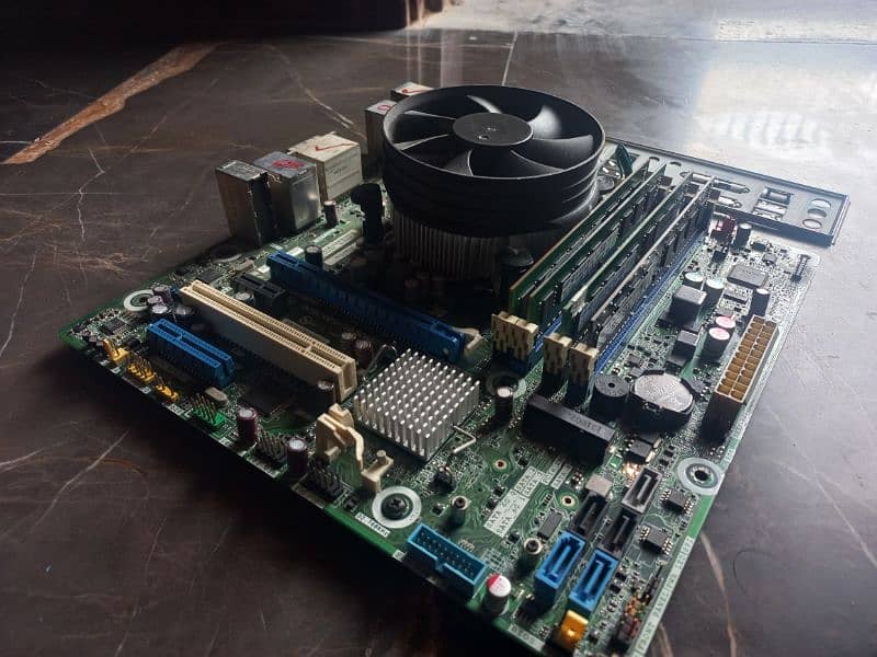 Gaming Pc Bundle: Intel Xeon E3 v2 bundle with mobo and ram 0