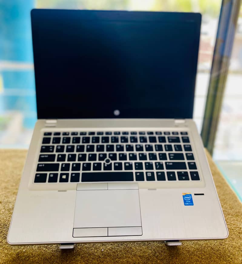 hp elitebook folio 9480m i7 4th gen | 8gb 128gb ssd | k. b. l f. g. r. p | 3