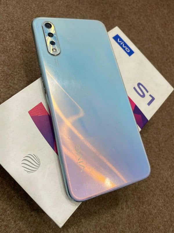 vivo s1 4/128 7