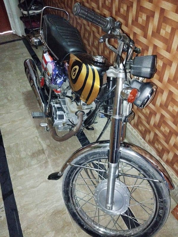 honda 125 original tanki tapay bilkul new ha number 03084980090 0