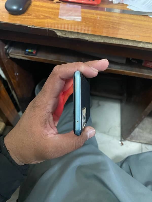 oppo A96 in lush condition with box and original charger 3