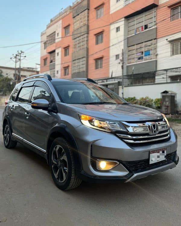 Honda BRV-S Model 2021 Silver used a doctor 3