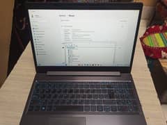 Gaming laptop with GTX 1650 graphic card 16gb RAM 512 M. 2