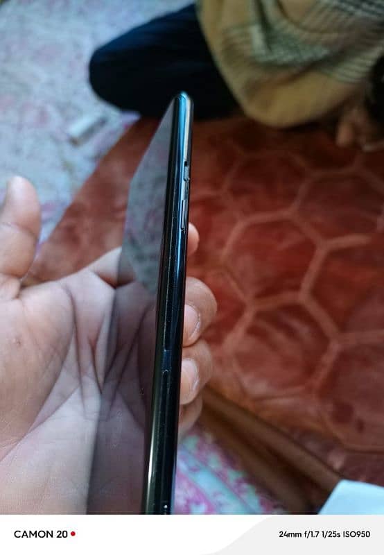 One plus 8 pro 12gb 256gb Condition 10by10 with charger. 3