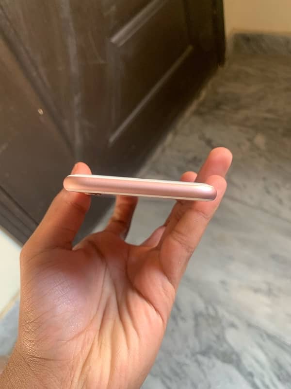 iPhone 6S 128GB Official PTA Jv 6