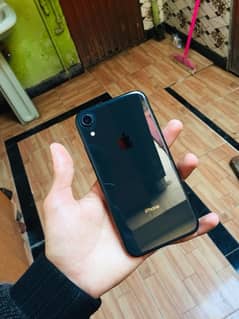 iPhone XR 10/10 waterpack urgent