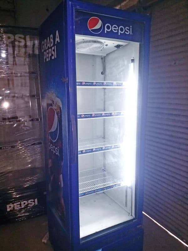 PEPSI CHILLER GOOD CONDITION FULL ok 0