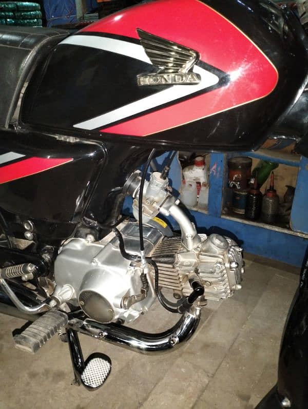 unique restore bike Honda 1991 in genuine condition 3