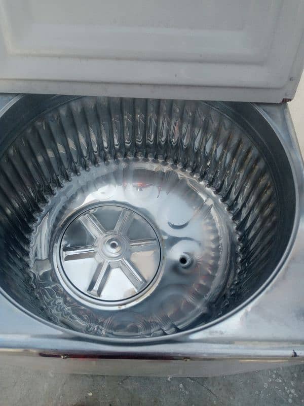 washing machine and dyar good using 3