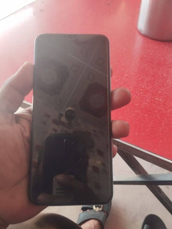 vivo y31 ram 4+1 room128 2