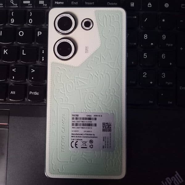 Tecno Camon 20 special Art Edition like new, no scratches & clean 0