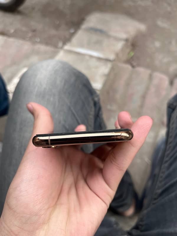 iphone xs 256 gb 4