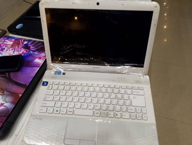 Sony laptop 0