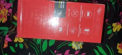 Box pack Itel power 900