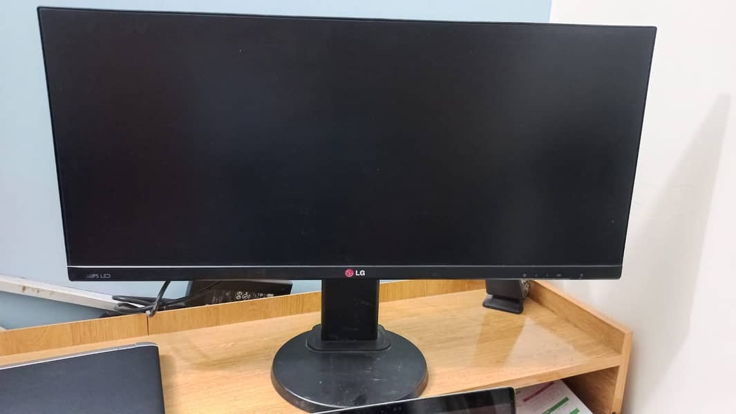 LG LCD 29” Ultrawide FHD (2560 x 1080) IPS Display 6