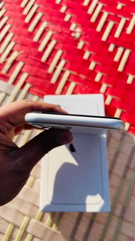 iPhone 11 PTA APPROVED 0