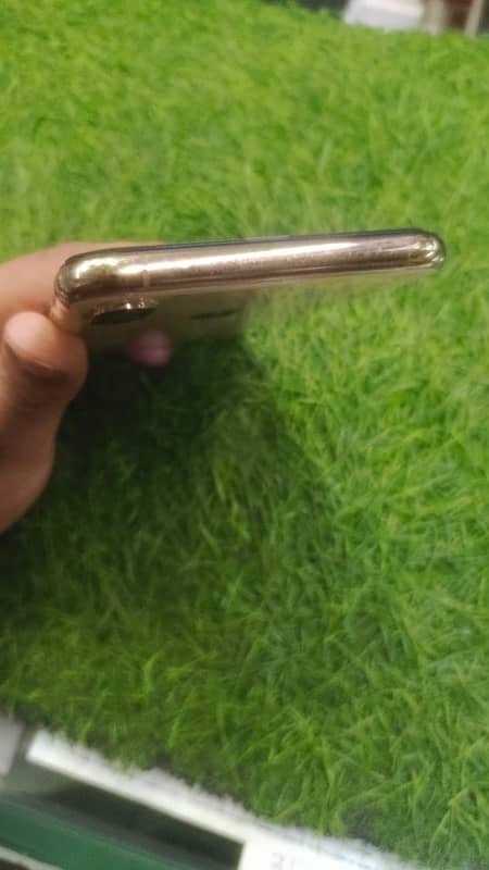 I phone xs max pta 1