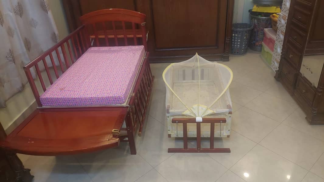 Baby cot wooden 4