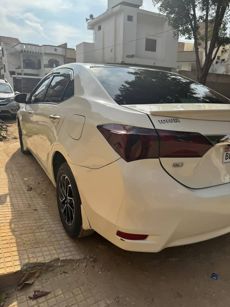 Toyota Corolla GLI 2016 A/T 4