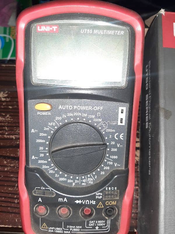 UNI-T MULTIMETER 4