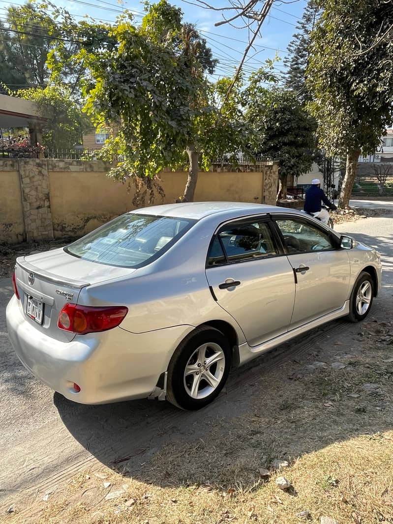 Toyota Corolla GLI 2010 4