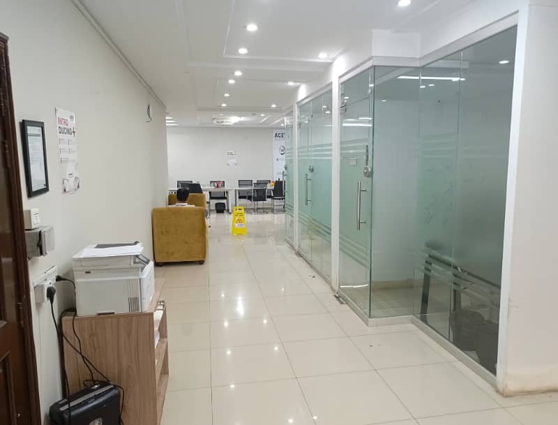 8 Marla 3rd Floor Office With Elevator For Rent In DHA Phase 5, Block B, Lahore. 2