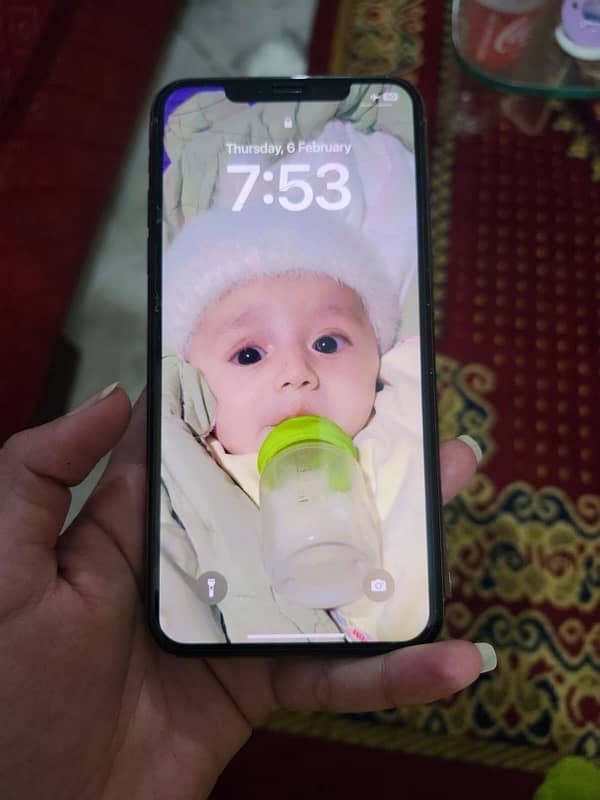 i phone 11 pro max 64gb PTA Approved Argent sale 2