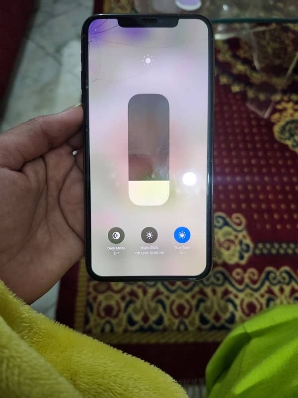 i phone 11 pro max 64gb PTA Approved Argent sale 5