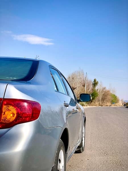 Toyota Corolla GLI 2011 9