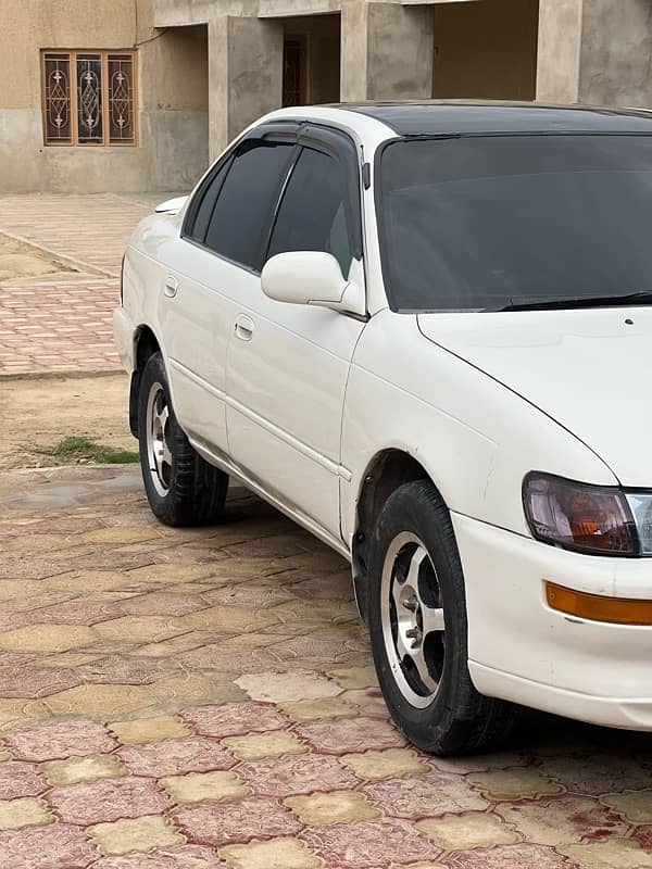 Toyota indus Corolla 2000 2