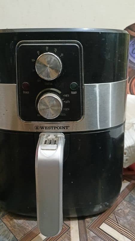 West point Good condition Air fryer 30L 4