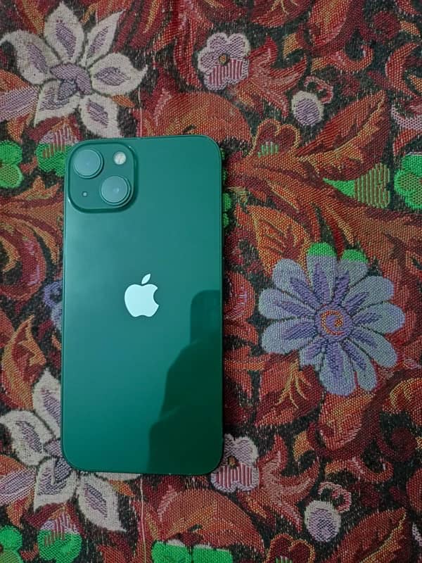 i phone 13 jv 128gb waterpack set all okk condition ap ka samna hai 2