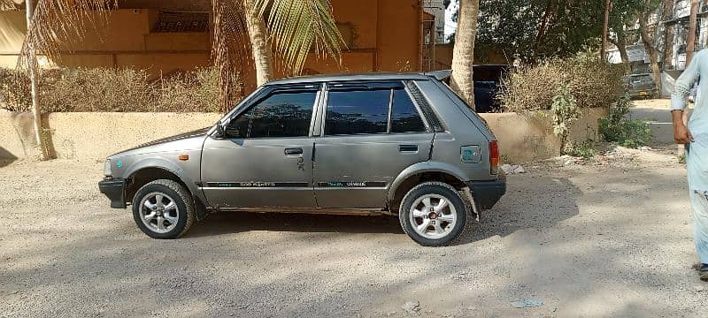 Daihatsu Charade 1986 10