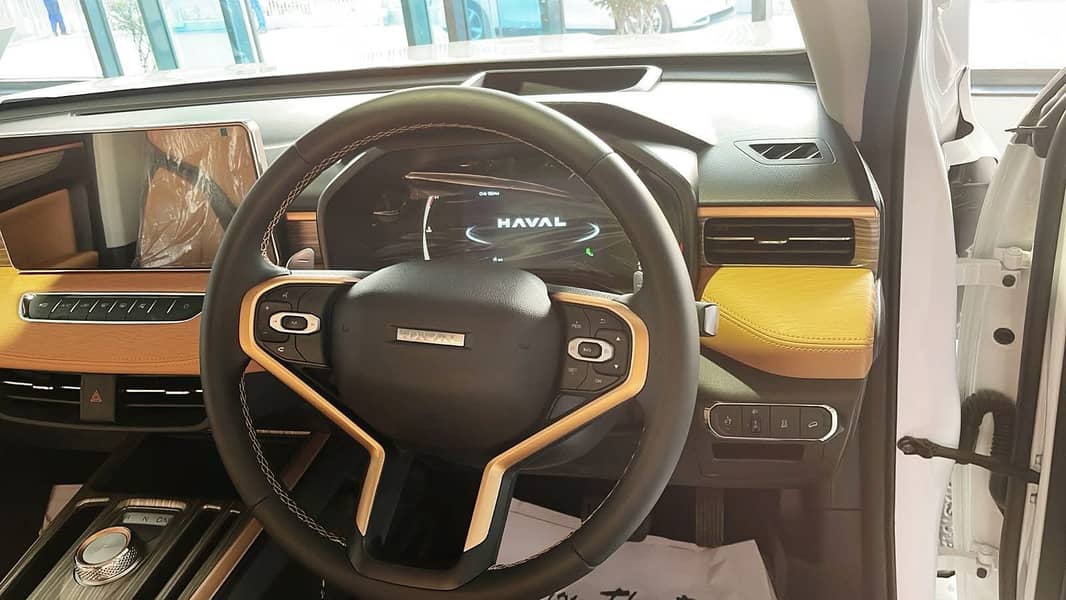 Haval Jolion 1.5T Petrol 3