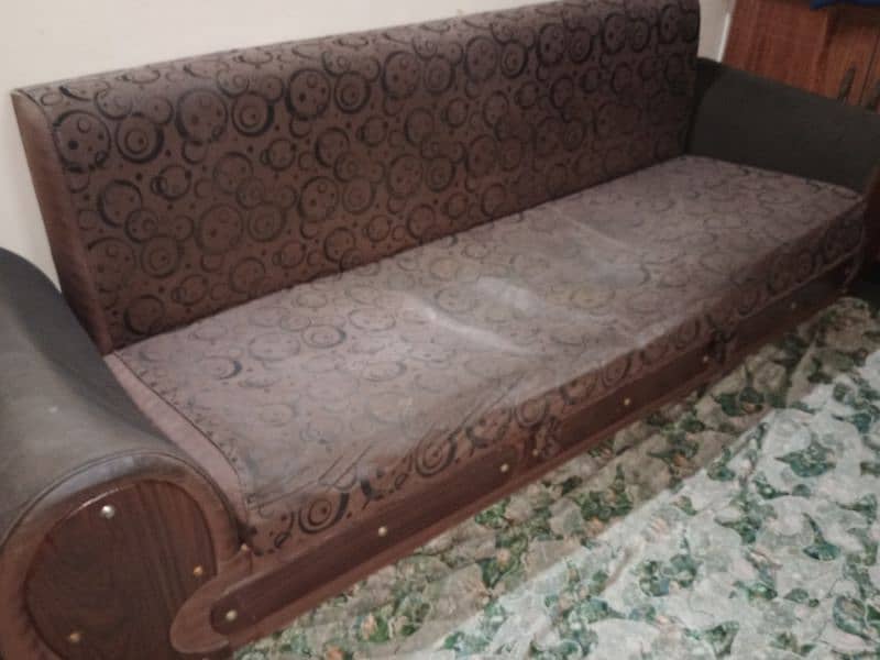 brown with black lines sofa bed 1